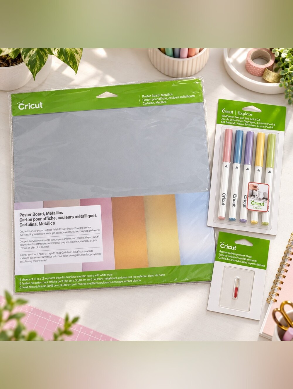 Cricut Explore Bundle Pens Blade Metallic Poster Board